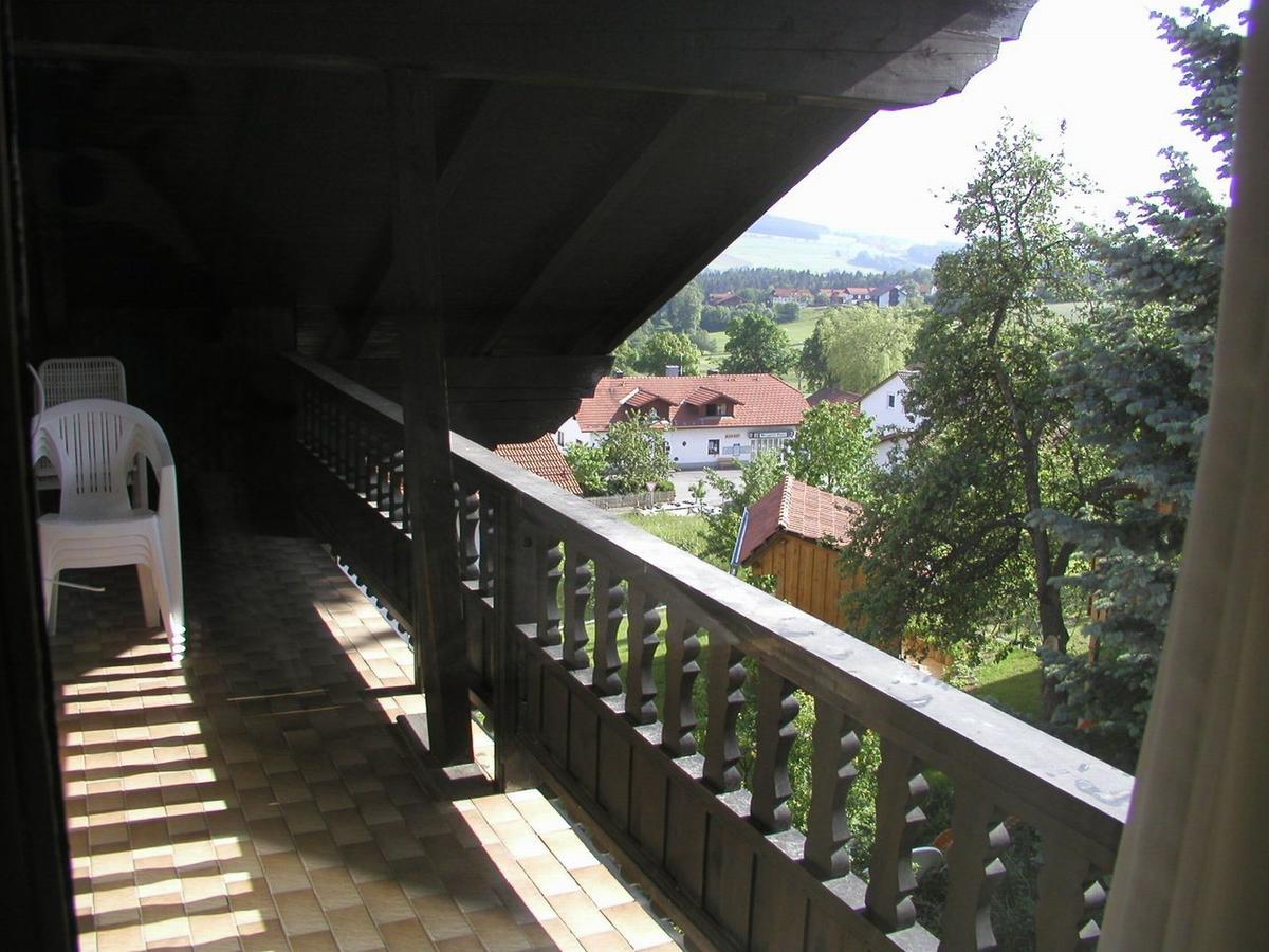 Vitalesca Neuschoenau Bilik gambar